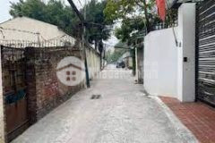 Gia đình có việc cần bán gấp lô đất đức thượng, hoài đức dt 58m, mt 4m, giá 1,9 tỷ