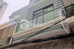 Nhà mới cần bán đường bến vân đồn f9q4