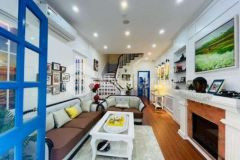 Nhà dân xây phố trạm 55m2x3t gần cầu 5 22 tỷ