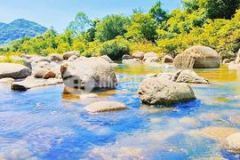 Hơn 8ha suối lớn hòn bà 1km thiên đường ở cam lâm