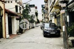 Bán nhà quỳnh đô ngõ rộng ôtô đỗ gần 45m x4 tầng