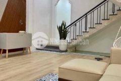 Nhà 2 tầng đường 5m5 q hải châu