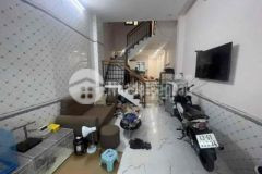 Nhà 3 tầng đường oto 5m đang trải nhựa hoà cường