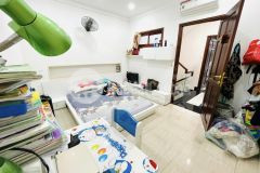 Bán nhà giá rẻ gần trường sơn, quận 10, 5 tầng, 4pn, chỉ 4 tỷ hơn