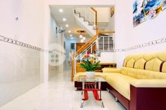 Bán nhà tân bình 5.1 tỷ phường 15 xe hơi đõ cửa