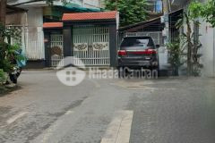 Hem xe tai quang trung go vâp thông nhiêu hương 4,2 x 13