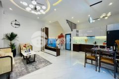 Nhà đẹp ở ngay 7 chỗ quay đầu 3 tầng ngang 5m chuẩn phong thủy nguyễn văn quỳ quận 7