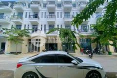 Kẹt tiển cần bán gấp chỉ tiếp khách thien chí