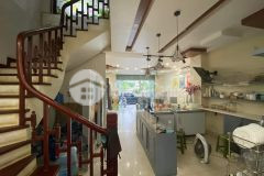 Bán nhà mặt phố nguyễn khánh toàn, cầu giấy, 51m2x 5 tầng, vỉa hè, 2 thoáng, giá 22.6 tỷ.