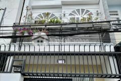 Bán nhà 1 trệt 1 lầu đường quốc lộ 13, hbp, dt 58m2, giá 5.25 tỷ