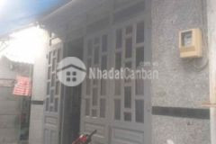 Cần bán nhà ngã 4 bà điểm