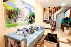 Bán nhà tân mai 35m2 5t mt 4,75m, nhà lô góc xe ba gác đi vào, chỉ 3,9 tỷ, lh 0896012535 e hoàng