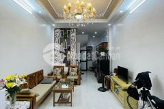 Ban nha vong thi tây hô 41m2 gia 5.25 ty 15m ra ô tô 2 thoang trươc sau yên tinh dân tri