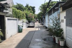 Mặt tiền 198 phước long a quận 9 cách đỗ xuân hợp 30m. ngay uỷ ban phước long b