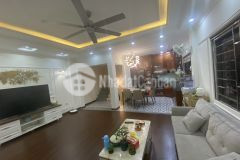 Bán nhà 40m2 5 tầng long biên, để lại full nội thất để ở cực đẹp