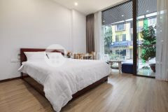 Bán nhà mặt phố khúc thừa dụ kinh doanh sầm uất tấp lập quận cầu giấy.