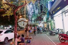Bán nhà mặt phố trần thái tông 175m2 mt8m đẹp nhất quận cầu giấy kinh doanh vô đối.