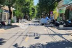 Nhà 2 tầng mặt tiền mặt kiệt 104m²