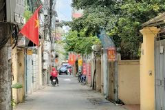 Bán gấp nhà lê lợi, hà đông 5 tầng, ngõ thông 35m2, 3.2 tỷ. nhà đẹp ở luôn