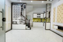 Nhà đẹp ở ngay chuẩn bị đón tết, 6 tầng, mt 5m, đường âu cơ, tây hồ