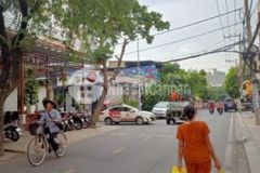 Nhà mt nguyễn hữu tiến dt 5x26m