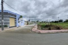 Kẹt tiền cần bán gấp 2 lô thổ cư 2mt gần chợ shr