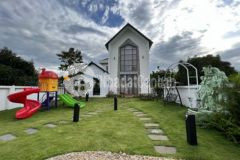 Biệt thự vườn hồ bơi phong cách châu âu