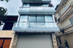 Bán nhà minh khai diện tích 40m2 x 5 tầng, mt 4m, ba gác đỗ cửa chỉ 3,8 tỷ.