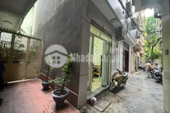 Siêu phẩm cầu giấy, nhà đẹp lô góc dt 35m, 6t, chỉ 5 tỷ.