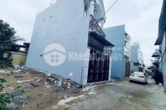 Nhà lầu đúc mới đẹp lộ oto hẻm 557 tr quang diệu