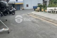 Nhà mt nội bộ đường bác ái