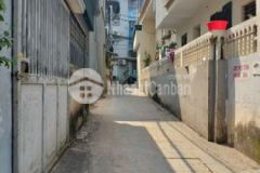 Bán nhà đất tặng nhà 2 tầng ô tô vào