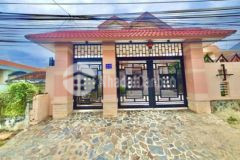 Bán biệt thự đường huỳnh thị khá khu tập thể ca