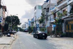 Mt đường dc11 sơn kỳ dt 4x25m xây 2 lầu