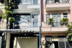 Kẹt vốn bán gấp nhà mặt tiền trần quang khải