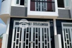 Nhà 1 trệt 1 lầu 2pn đường tỉnh lộ 10 cầu xáng