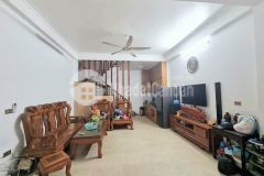 Mặt tiền kinh doanh 4 tầng 5pn 65m2 lâm văn bền quận 7 nhỉnh 10.xtỷ lh 0972998989