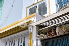 Nhà 4 tầng 33m2 bán 3,6 tỷ đường tôn đản quận 4