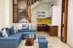 Bán nhà nguyễn đức cảnh 45m2 5t mt 5m, 30m ra đường ô tô tránh, chỉ 4 tỷ, lh 0896012535 e hoàng