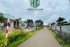 Đất thổ cư 2mtiền đuờg thôg ngay kdc gần chợ ubnd