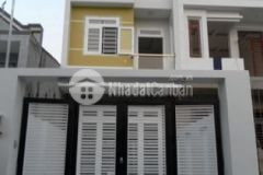 Chính chủ bán gấp nhà hẻm xe hơi kế khu dân cư vip