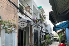 Nhà đs 8 giữa chợ bình long lê văn quới