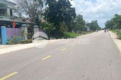 Bán 2 lô đường dt611 trục chính gần chợ đông phú