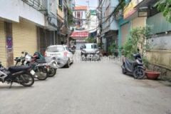 Nhà kim mã ngõ thoáng 65m5 7 tỷmặt tiền rộng