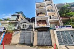 Ngân hàng thanh lý 3 căn nhà cũ tổng 12m mặt tiền