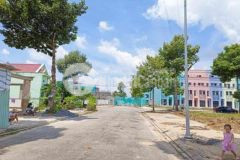 Nền giá rẻ hướng đông nam mát mẻ gần shophouse