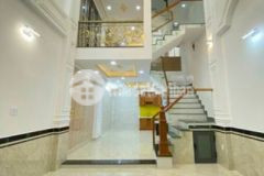 Nhà ngay kdt vạn phúc giá sock