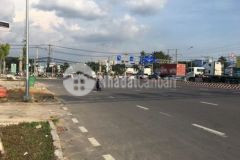 Cần tiền bán gấp căn nhà q7 giá 80 thị trường