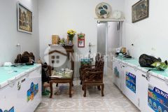 Tập thể trần đại nghĩa, tầng 1 kinh doanh, 60m2, ô tô đỗ cổng, hơn 1 tỷ