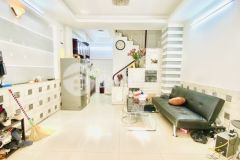 Hot hot hot...bán gấp nhà siêu đẹp, hxh hoàng hoa thám, giáp phú nhuận 5 tầng chỉ 4 tỷ 3